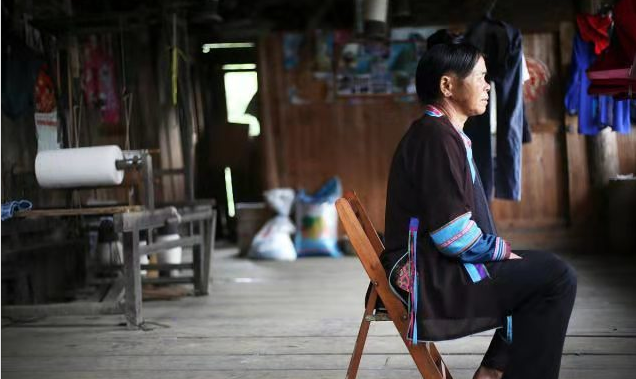 女孩 1元人民币上的女孩，30年后才知道纸币上是自己，她现状生活如何