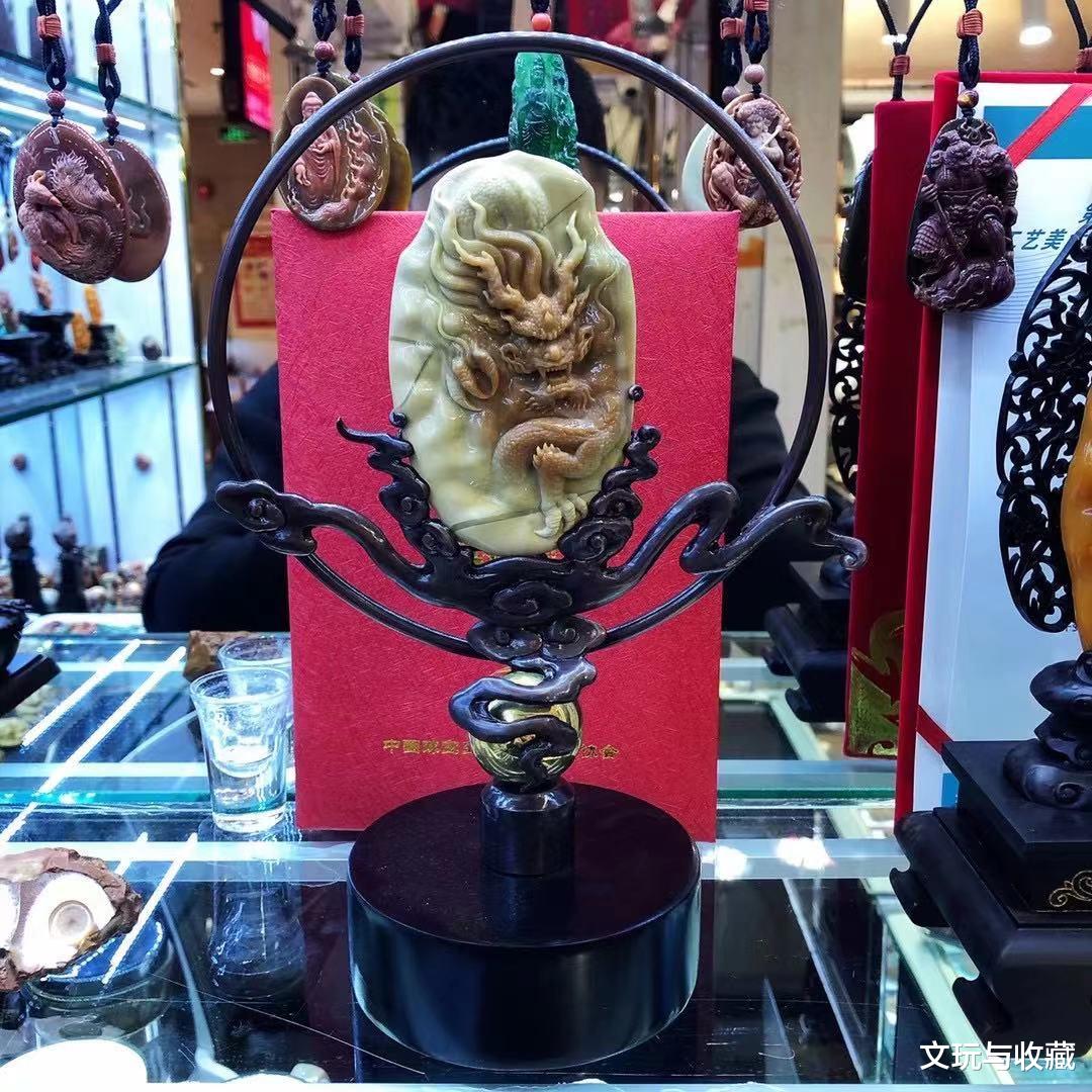 雕刻|普通的石头碰到雕刻师之后，涅槃的变化直击灵魂，美呆了