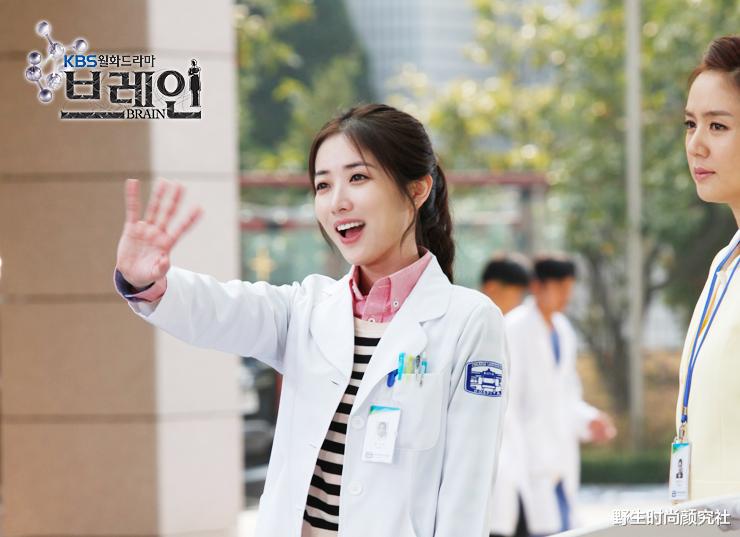 李英爱|如果不是她太佛系，当年应该能火过李英爱吧？