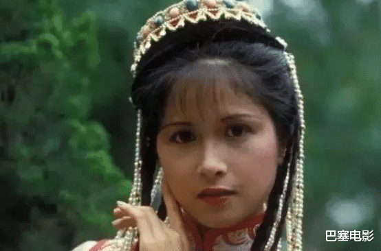 赵本山|8版香妃，两眼脉脉含情会说话，谁撑起“异域第一美”，谁在拉胯