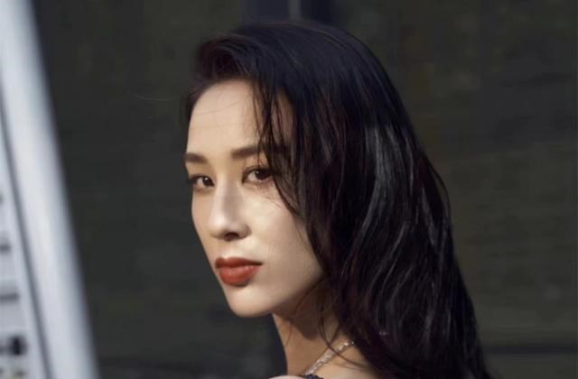黄圣依 如何评价黄圣依的颜值？