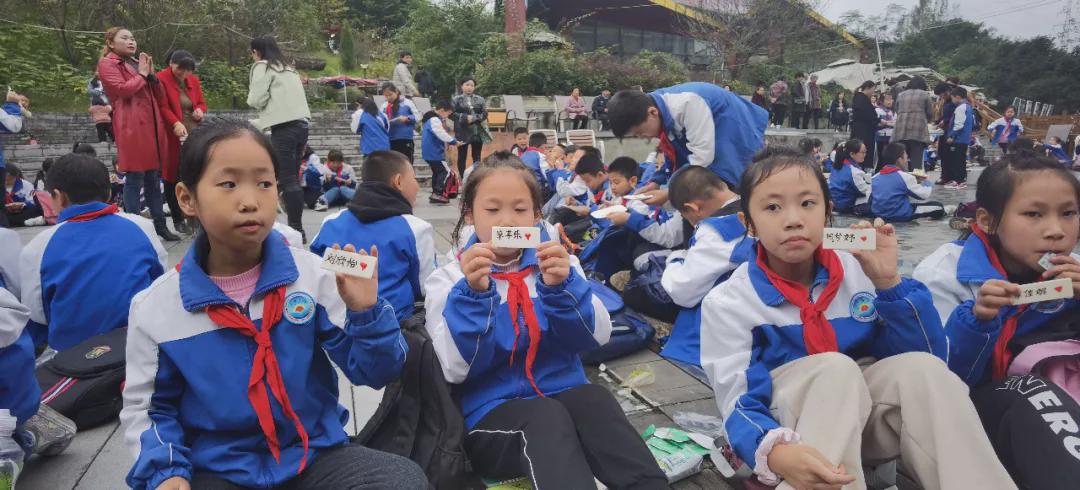 旺旺屋 南部东方国级学校四年级集体生日会