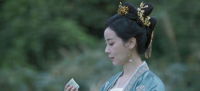 同归于尽|雪中悍刀行：自愿跟祖宗双修的轩辕夫人，丈夫死后为何跳崖自杀？