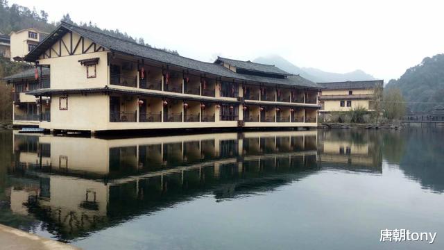 唐朝tony 在梁羽生故乡拍摄大型宣传片《千年古城 魅力蒙山》