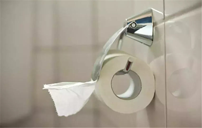 上完厕所别再把废纸丢垃圾桶了！教你正确做法，干净又卫生