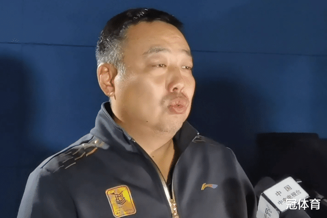 刘国梁|国乒三巨头全部输球,主帅一脸愁容,刘国梁公开点名张本伊藤