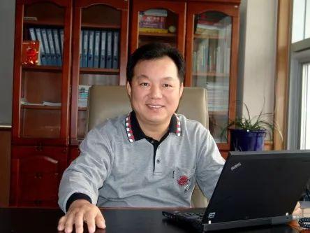 呷哺呷哺 一天蒸发20亿！火了20年的呷哺，是如何作死的？