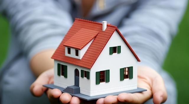 教教你家娃|保房地产还是保实体经济?国家已作出选择,不能靠房价拉动经济