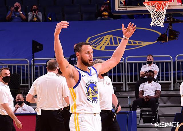 斯蒂芬·库里|46+7+9+14!库里一战完成8项里程碑,比肩乔丹贾巴尔
