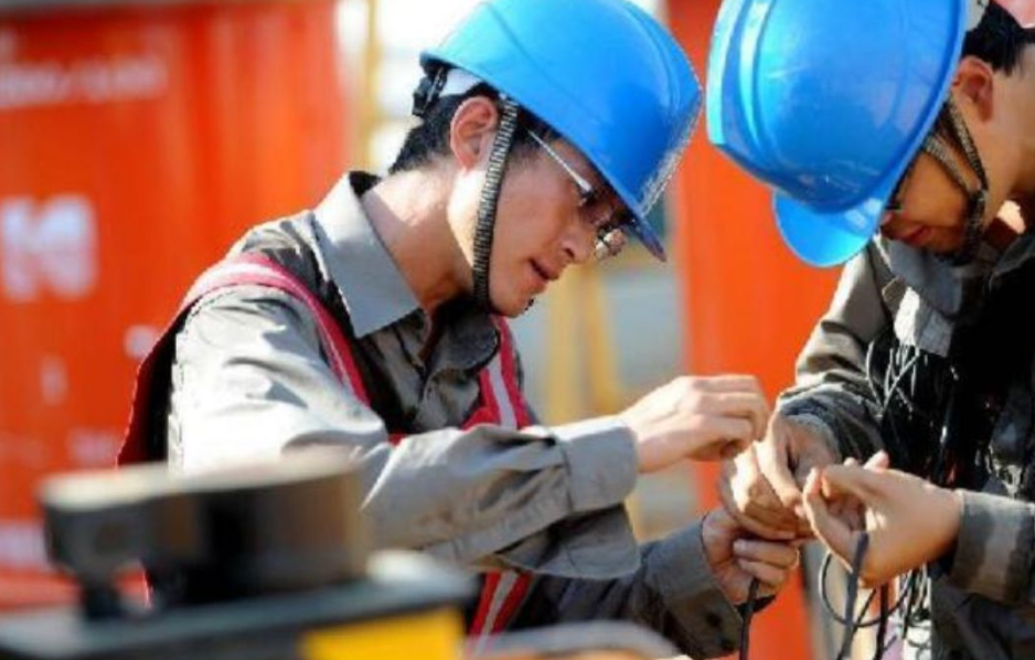 招聘|应届生的“春天来了”，国家电网公开招聘，五险一金正式编制