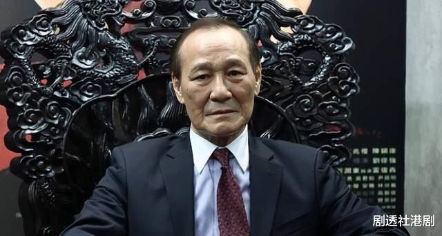 陈惠敏|香港武打巨星患肺癌后罕见露面,眉毛几乎全白,77岁才注册结婚