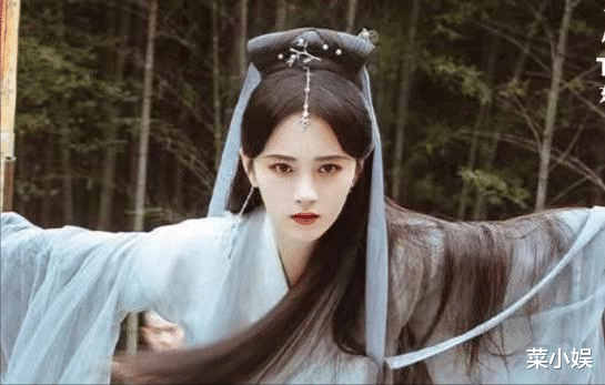 白娘子|白素贞发际线高出天际，许仙眉毛出戏，这部《新白蛇传》太扯了