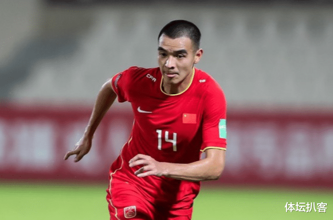 国足|国足登顶热搜第1!完胜欧洲杯,马尔代夫主帅:中国队替补太强了
