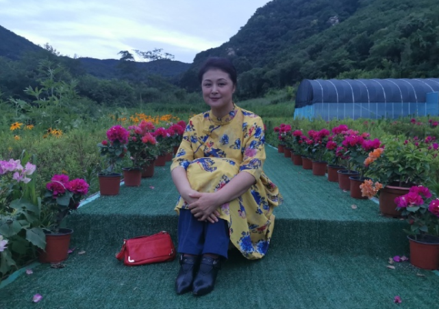 于月仙|于月仙因车祸去世，群星发文悼念，膝下无子无女是最大遗憾