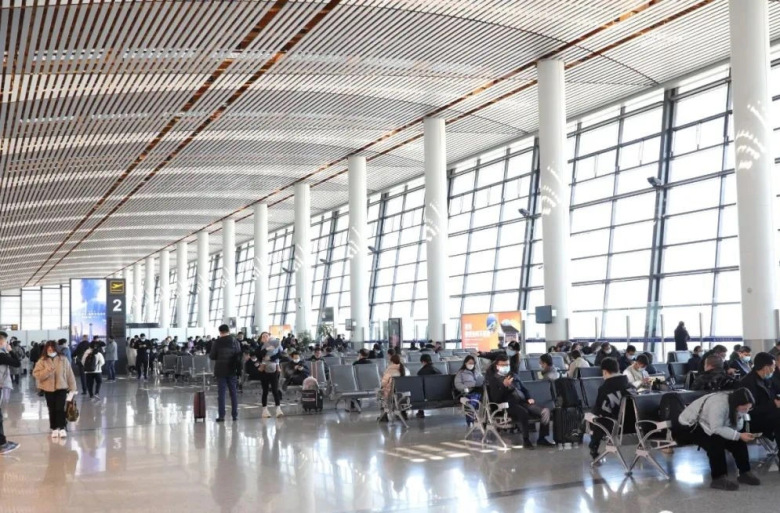 常州生活范 “五一”出游火爆，常州机场旅客吞吐量创历史新高