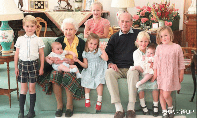 欧美明星|英女王最小曾孙女正脸照，疑似皮肤白皙头发乌黑，中和父母优点长