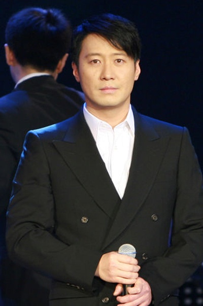 演唱会|黎明邀请两位辱华艺人做嘉宾，百万粉博主发文痛批，却遭粉丝质疑炒作！