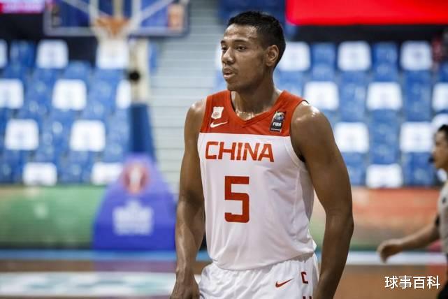 中国男篮|中国男篮首位黑人混血国手：北大骄傲 女友是高中同学