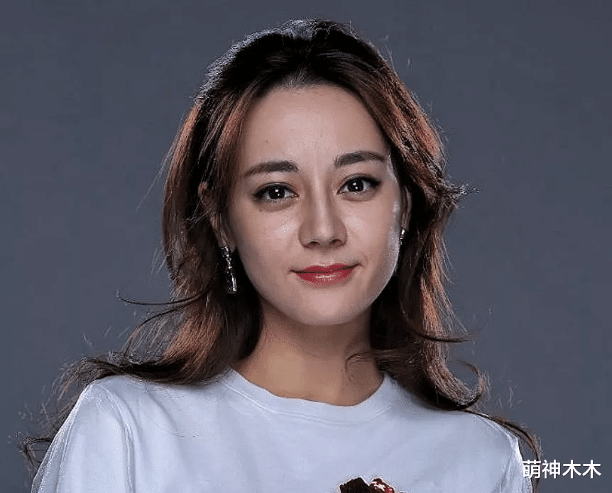 迪丽热巴|迪丽热巴生图引热议，粉丝斥摄影师恶意P图，对方怒曝原图视频