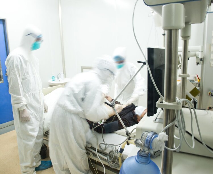 39健康网 正经提醒：进行4种手术时，可能需要全身裸露，不要太害羞