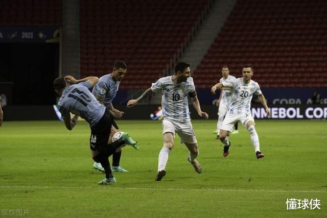 梅西|0-1，世界第9又输了！34岁的梅西仍不认输，4+1，阿根廷带不动？