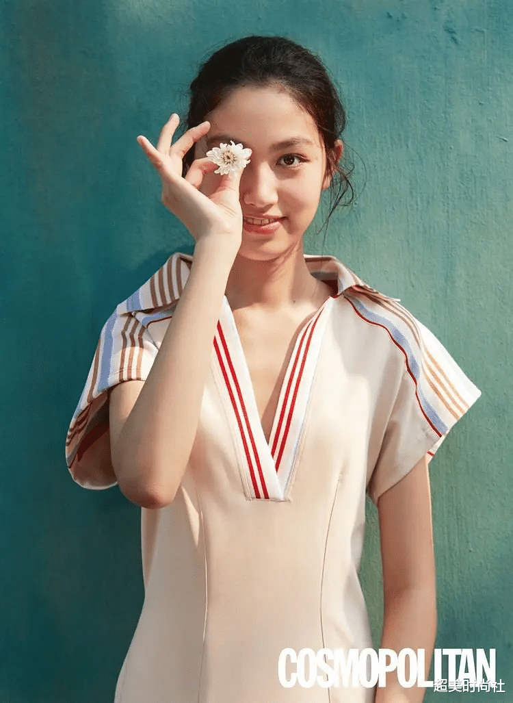 任达华|任达华16岁女儿拍大片，身高1米8长腿太优越，被赞是最美星二代