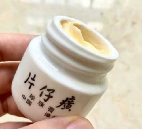 美容|“输在包装”的几款护肤品，便宜又好用，家里的空瓶都堆成山了