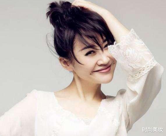 时尚美妆|51岁许晴保养方式“成谜”，和刘若英同年出生，对比稍显“吝啬”