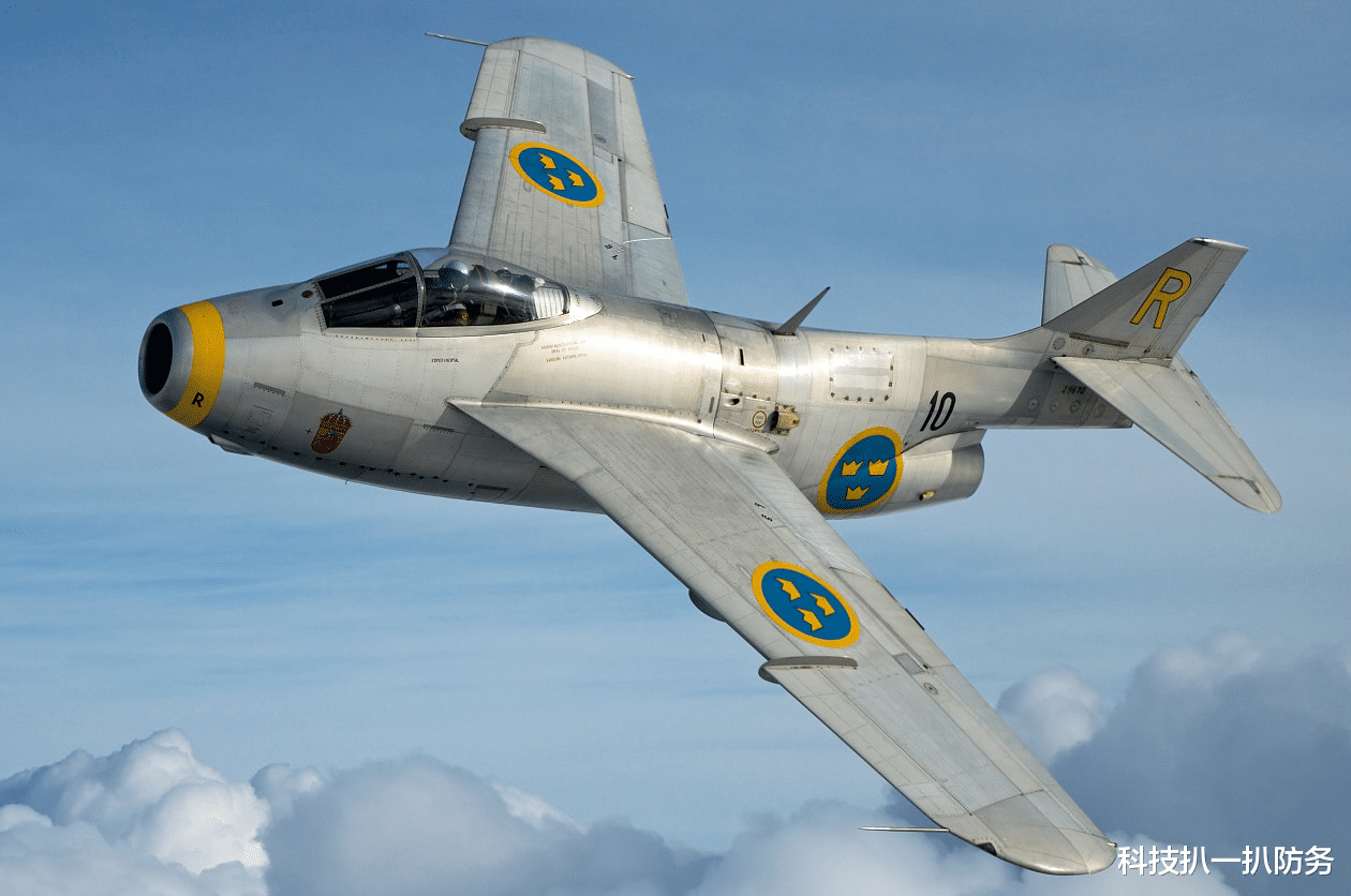 |瑞典J-29战机，外观虽不堪入目，但性能一点不差！