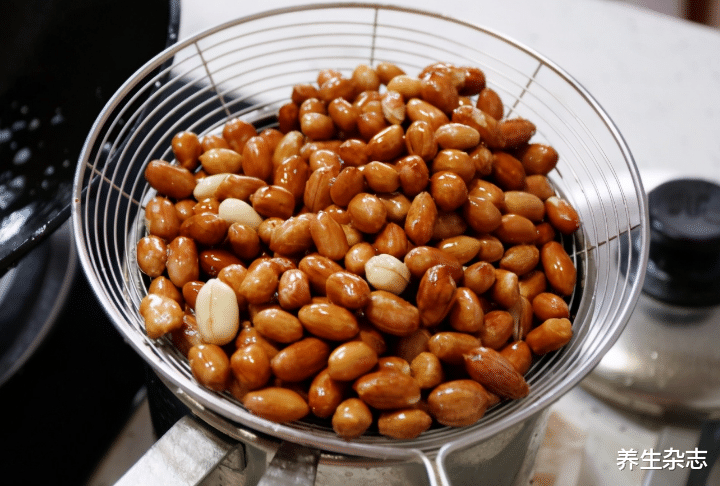 医生|多名内科医生联合呼吁，1种“豆类”比喝酒还伤甲状腺，请停止食用