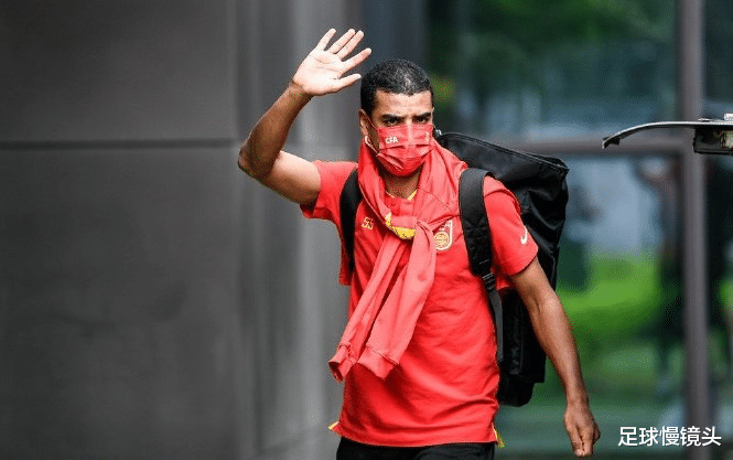 国足|国足出征!李铁挥手告别,武磊若有所思,央视名嘴怒喷叙利亚队