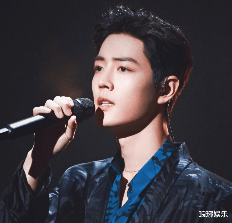 肖战|肖战官宣蒙牛代言后，蒙牛股票就瞬间跌落了，到底是怎么回事？