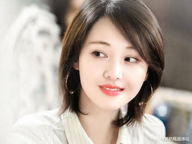 郑爽|郑爽妈妈:曾是普通职员,为让郑爽当明星,一岁半开始严格训练