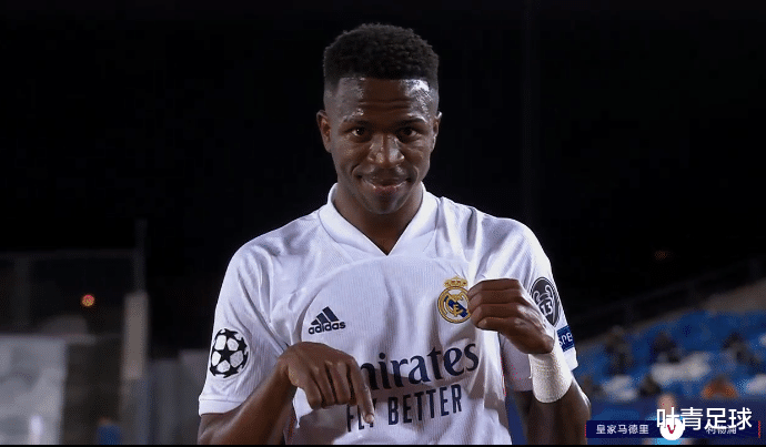 皇家馬德里|3-1！皇馬一只腳踏進(jìn)歐冠4強(qiáng)，齊達(dá)內(nèi)神了，渣叔輸?shù)脹](méi)脾氣