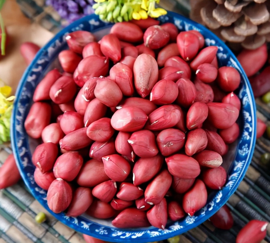 黄芪|吃花生米是养胃还是伤胃?消化科医生提醒:这3物比花生还养胃