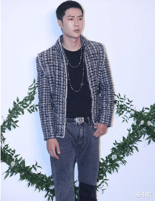 王一博|王一博鼻梁发黑？要闭关修复一个月，网友吐槽缝缝补补又三年？