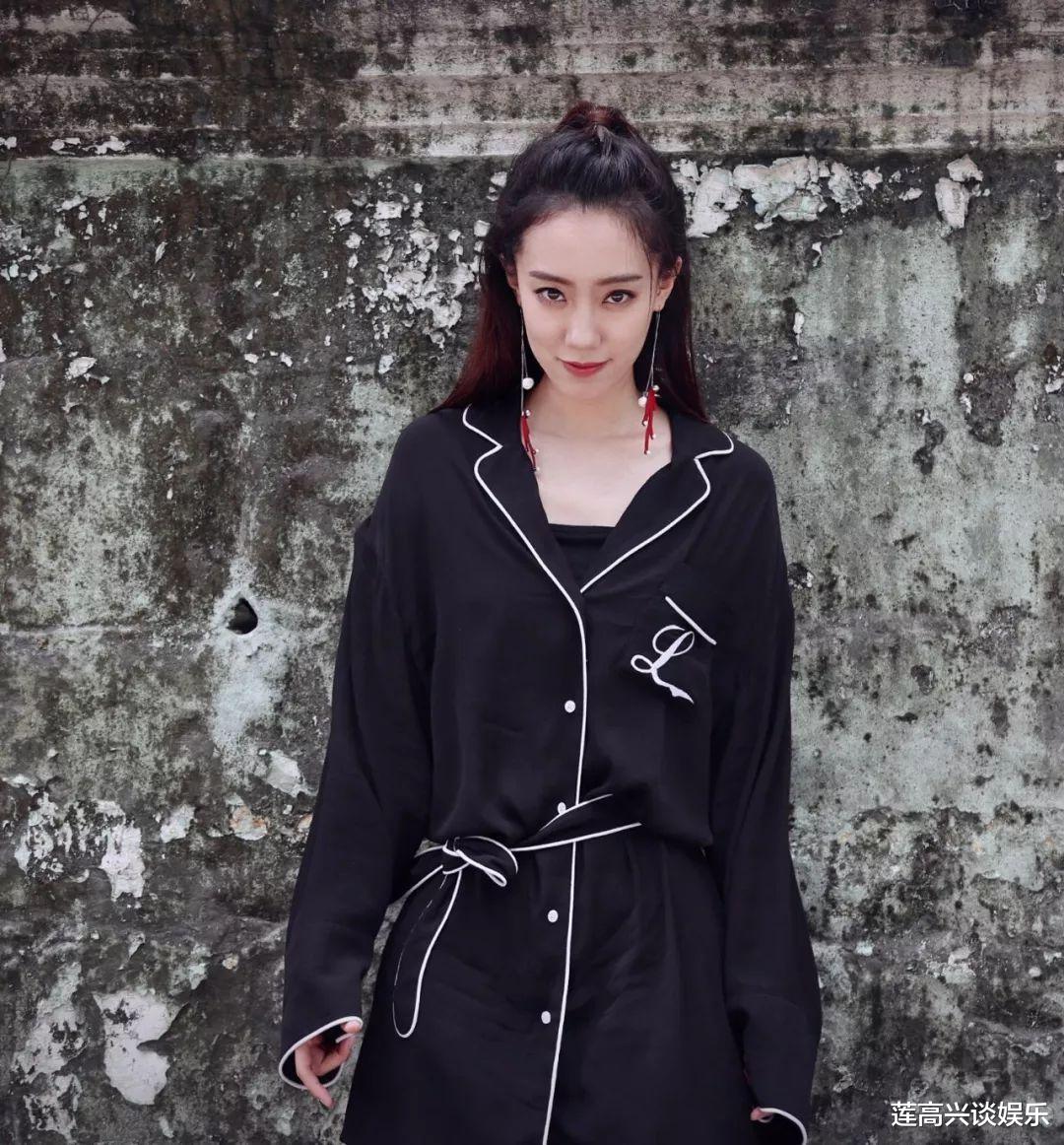 贾玲|被传姜昆“私生女”？贾玲终于承认了关系，这两个人藏的太深了