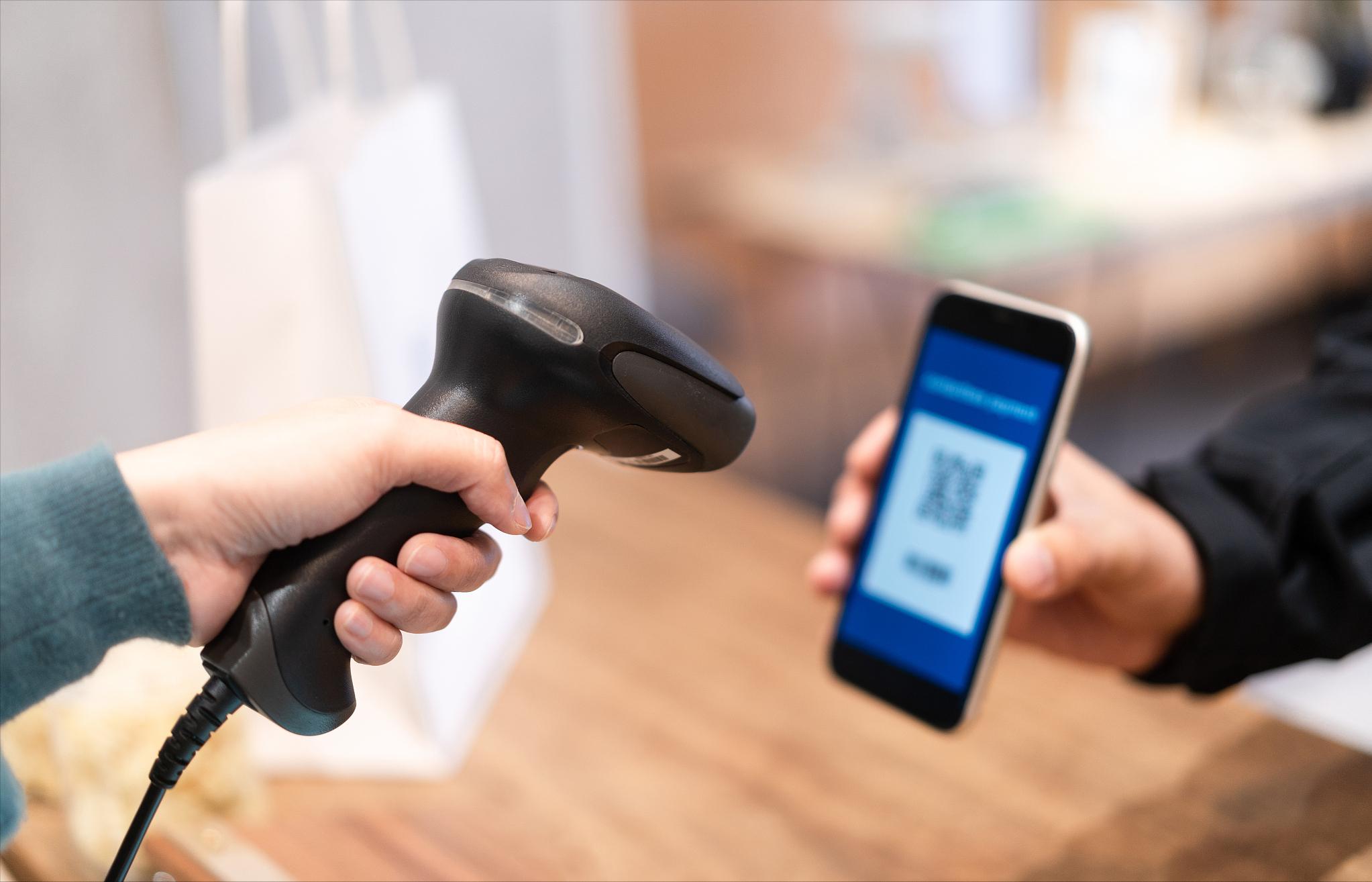 银行|支付宝扩大“朋友圈”，28家银行加入，10余年支付壁垒被打破