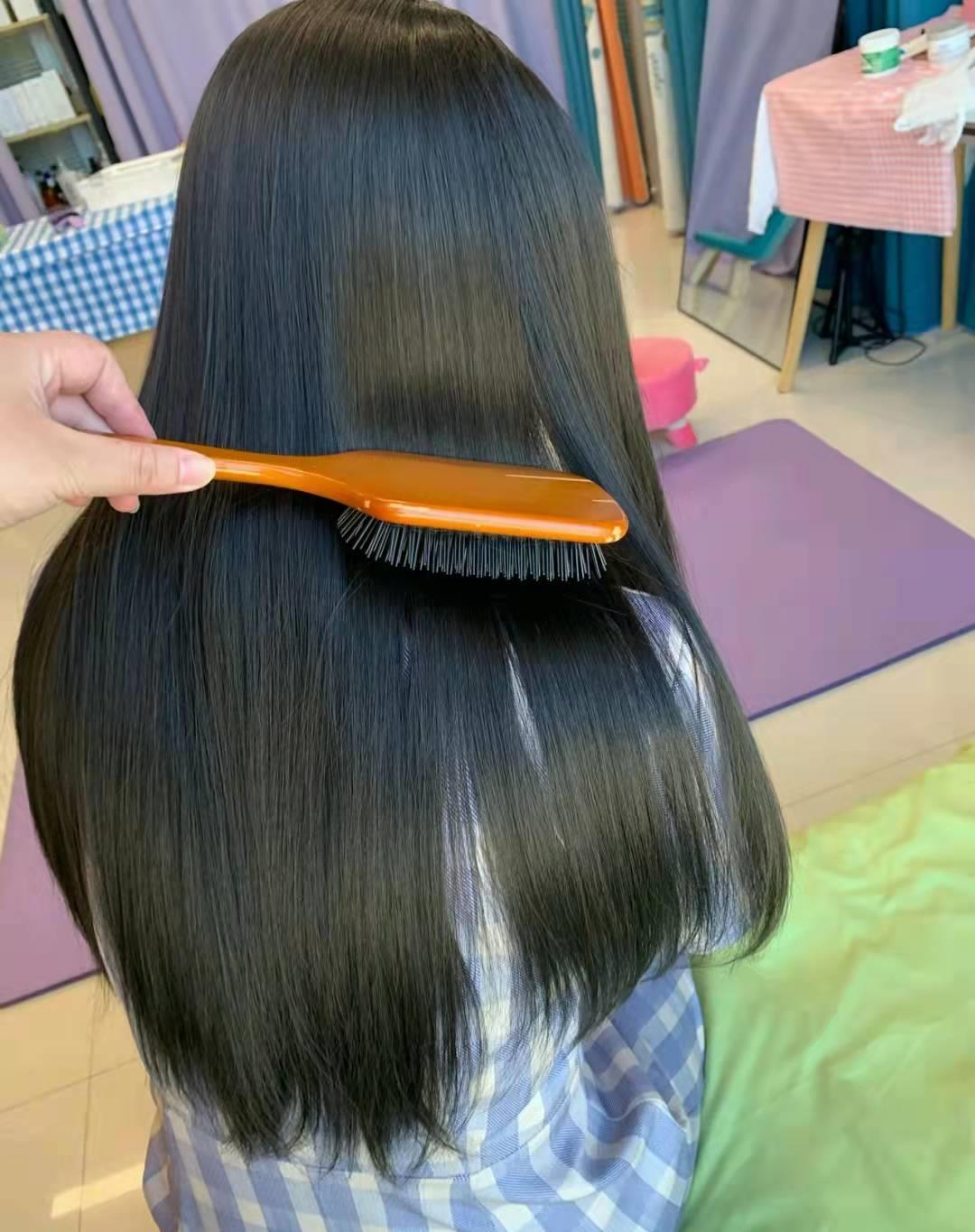 康晋荣 网红“倒叙洗头法”:先用护发素再用洗发水,真的对头发有好处吗