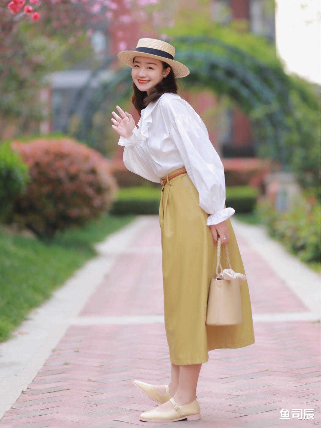 鱼司辰|秋季穿衣如何简单高级？几套通勤分享送给你，穿出高级感