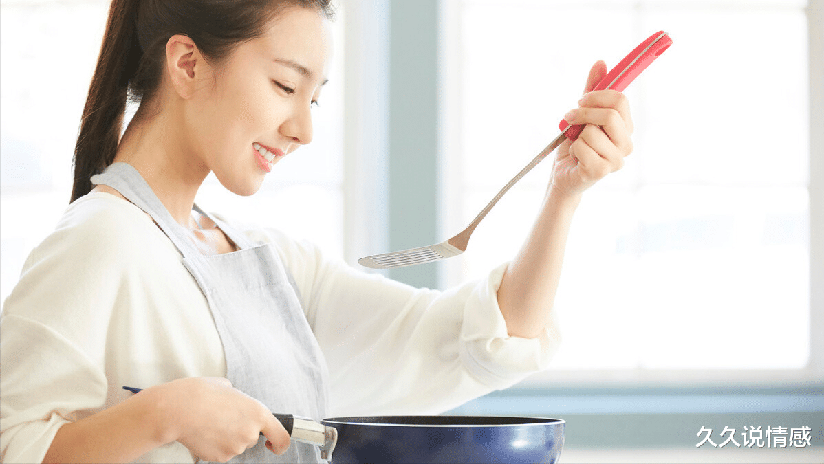 久久说情感 “嫂子你刚好是做保姆的,你来伺候我坐月子”嫂子:行,月薪9千