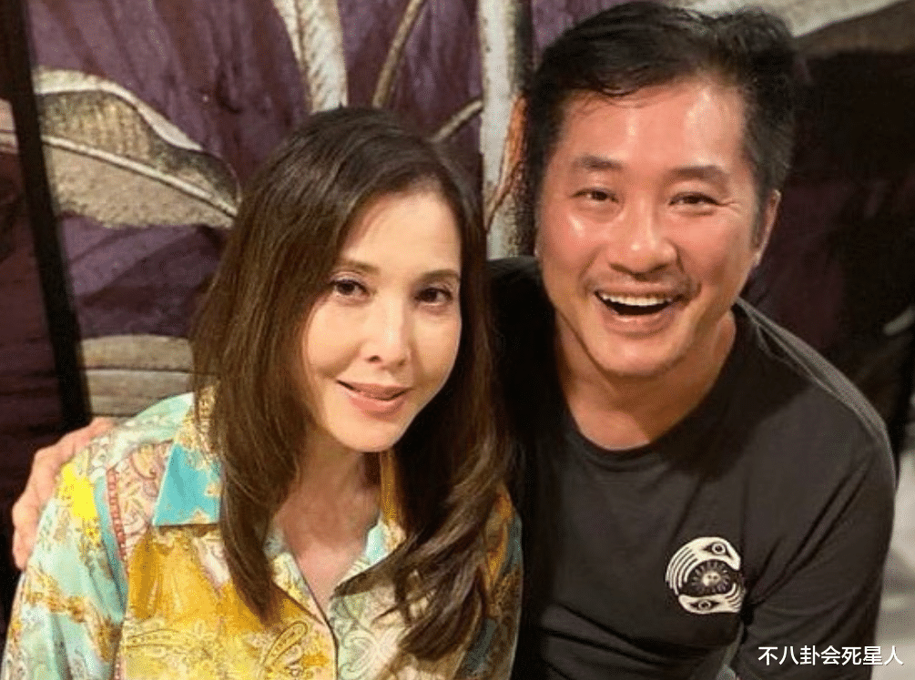 男神|10位香港老牌男神真实现状，发福脸肿，面部松弛下垂，一头白发