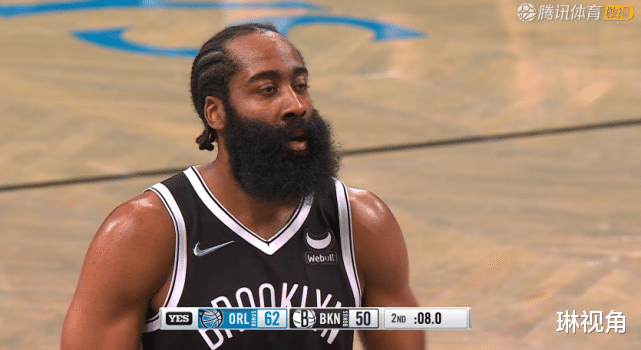 詹姆斯·哈登|落后19分完成逆轉(zhuǎn)！哈登36+10+8，米爾斯22分，賽后哈登抱住阿德