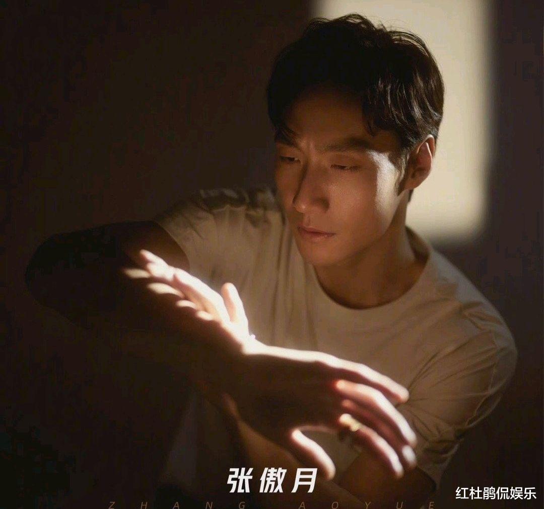 追光吧!哥哥|《追光吧哥哥2》最大60岁最小26岁，流量明星让路，低调的中年大叔吃香了