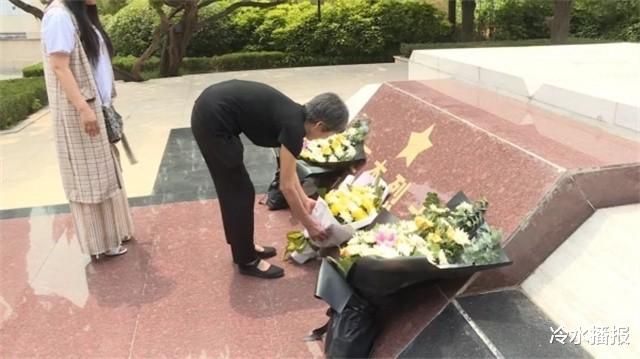 王杰|英雄王杰的8年未婚妻：王杰牺牲后不愿“改嫁”，每年都去祭拜