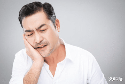 39肿瘤 糖尿病患有牙周炎，如何刷牙？医生：牙齿不想“脱光”， 3件事需要做对