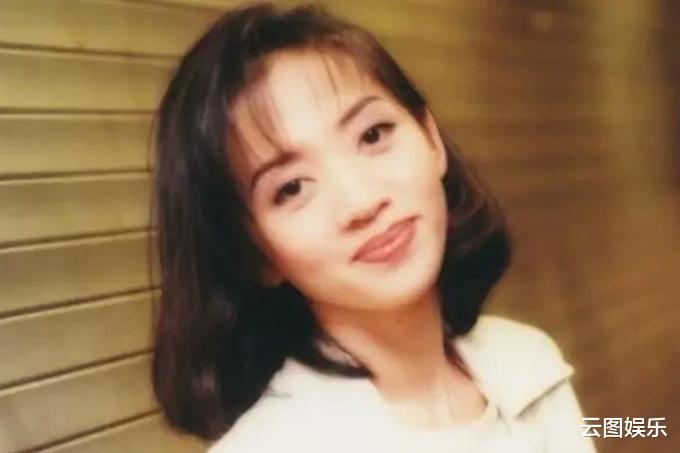 梅艳芳|梅启明自曝看《梅艳芳》电影落泪，遗憾没有梅妈一角，感觉很失真