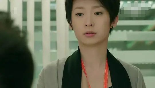 周家怡|“英皇一姐”周家怡：曾是佘诗曼的好闺蜜，却因“抢男人”决裂？