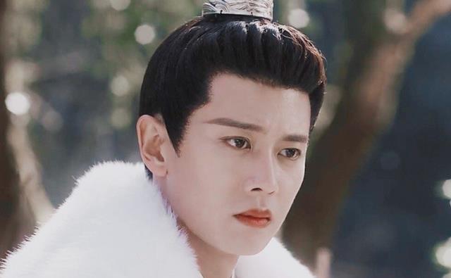 陈情令|任嘉伦被恶意剪辑，谈《陈情令》上热搜，其实他的回答只有四个字