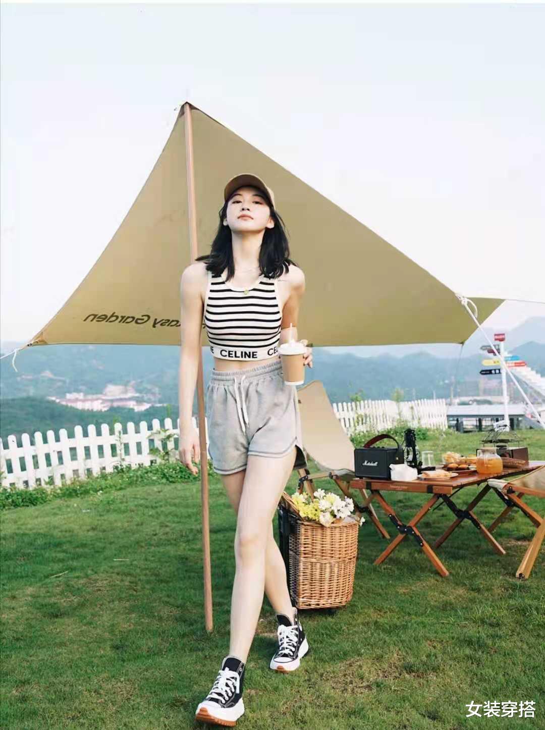 女装穿搭|高腰短裤搭配什么上衣好看